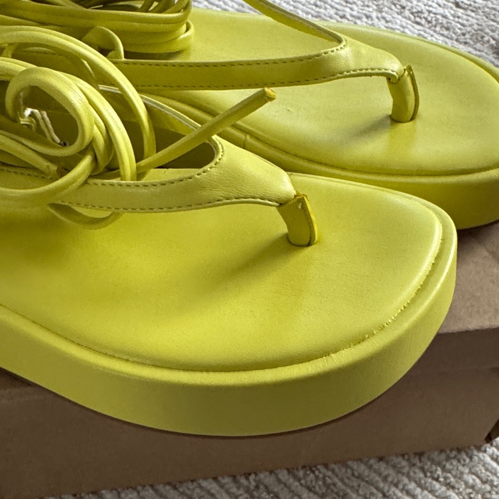 Steve Madden Yellow Platform Thong Sandals with Ankle Wrap - Picture 3 of 7
